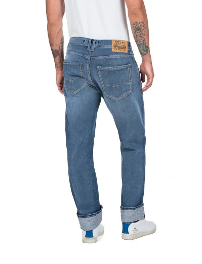 Replay Mens Rocco Comfort Fit Jean | Mid Blue Wash