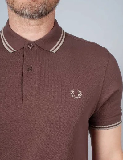 Fred Perry Twin Tipped Polo Shirt | Carrington Brick / Warm Grey