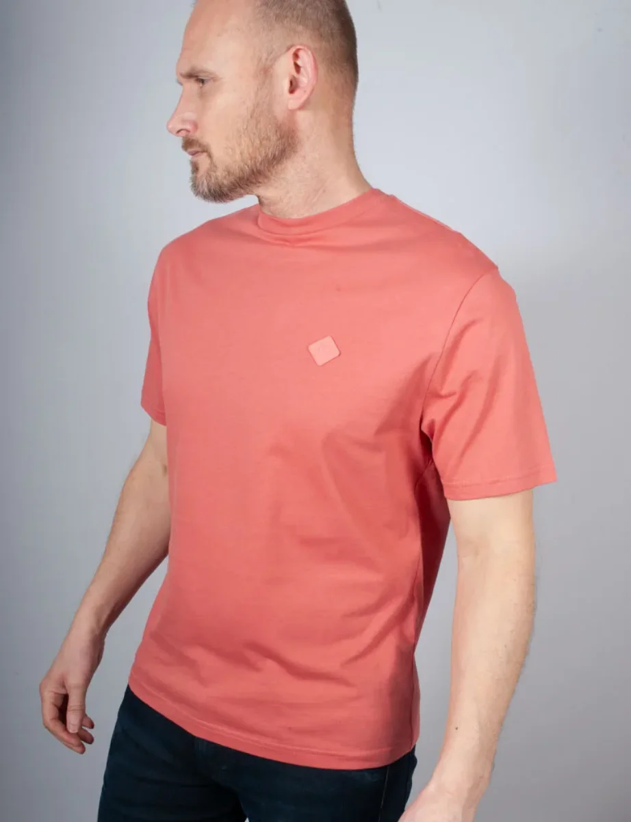 J.Lindeberg Hale Logo Patch T-Shirt | Dusty Cedar