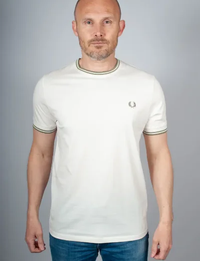 Fred Perry Twin Tipped T-shirt | Light Ecru / Olive Mint