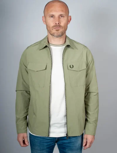 Fred Perry Twin Tipped T-shirt | Light Ecru / Olive Mint