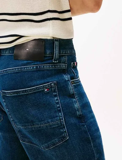 Tommy Hilfiger Denton Straight Leg Jean | Tinted Blue 