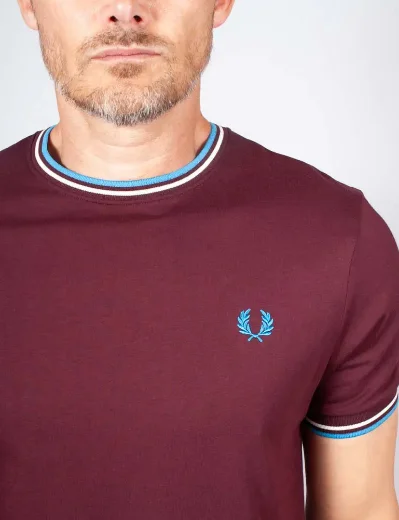 Fred Perry Twin Tipped T-shirt | Oxblood/Ecru/Court Blue