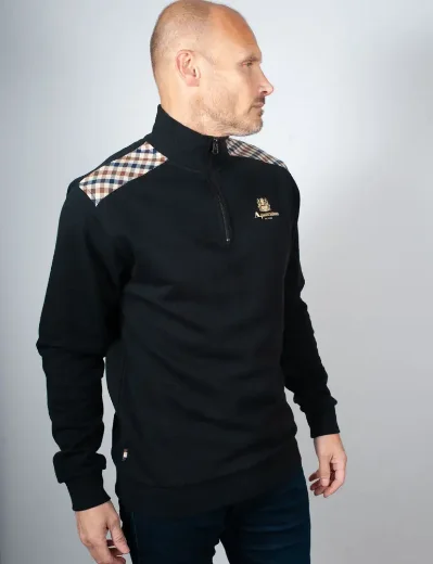 Aquascutum Active Club Check Shoulder 1/4 Zip Sweatshirt / Black