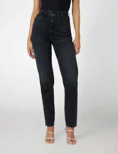 Picture of Guess Womens Mom Fit Jean / Washed Black 
