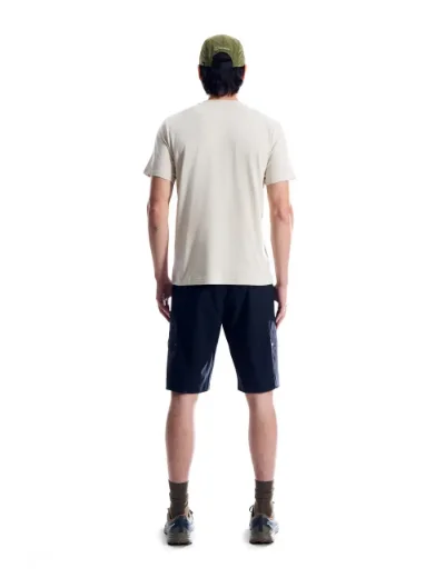 Picture of Berghaus Class XL-LOGO Tee | Beige