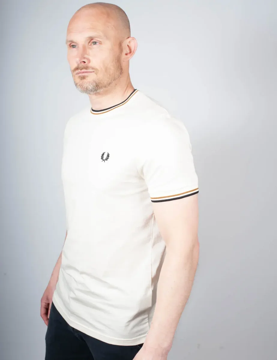 Fred Perry Twin Tipped T-Shirt  | Ecru/Dark Caramel/Black
