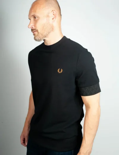 Picture of Fred Perry Jacquard Cuff T-Shirt | Black