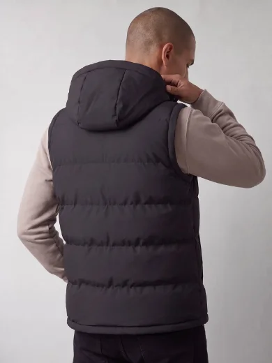 Picture of LUKE 1977 Vienna Quilted Gilet | Black